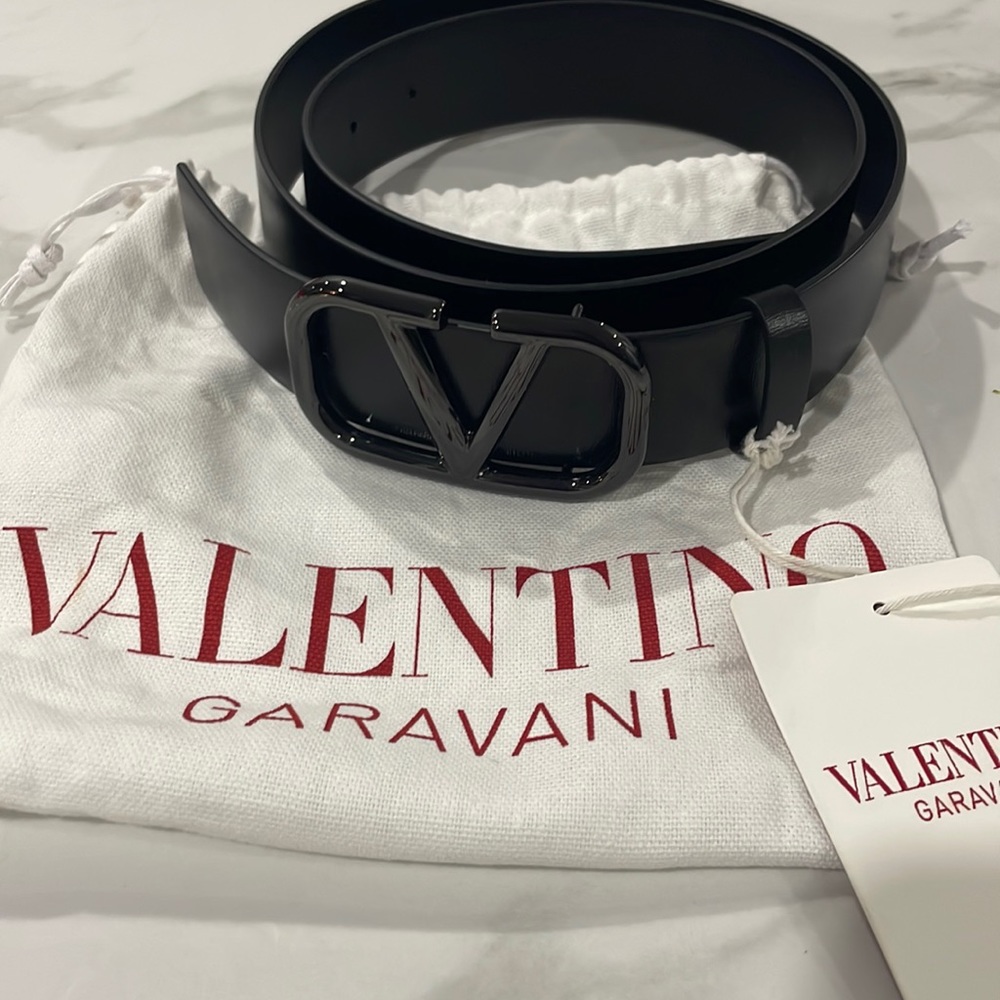 VALENTINO GARAVANI Black VLogo Belt